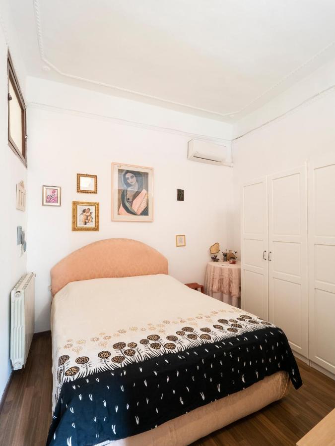 Central Apartment In Trastevere Rom Eksteriør billede