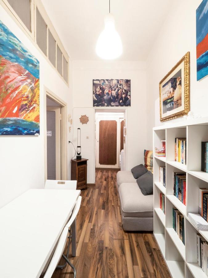Central Apartment In Trastevere Rom Eksteriør billede