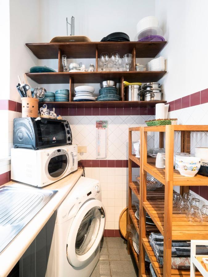 Central Apartment In Trastevere Rom Eksteriør billede