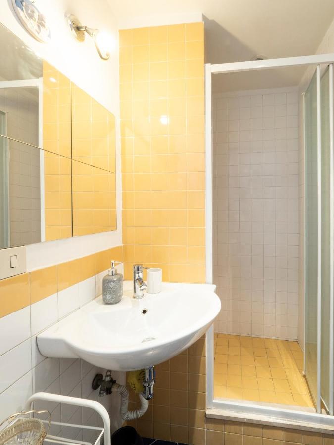 Central Apartment In Trastevere Rom Eksteriør billede