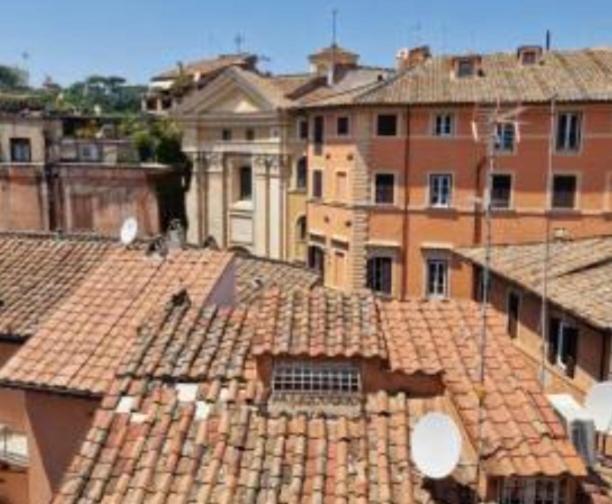 Central Apartment In Trastevere Rom Eksteriør billede